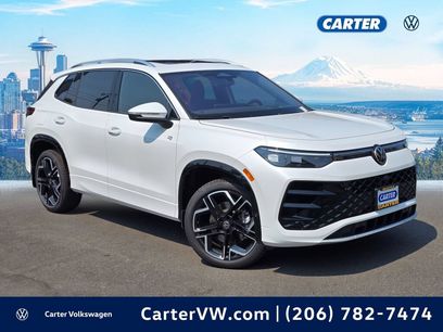 New 2026 Volkswagen Tiguan SEL R-Line