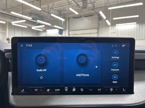 New 2025 Ford Maverick XLT w/ XLT Luxury Package image 15