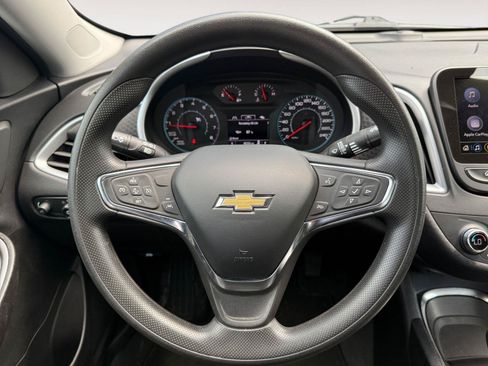 Used 2023 Chevrolet Malibu LT FWD image 16