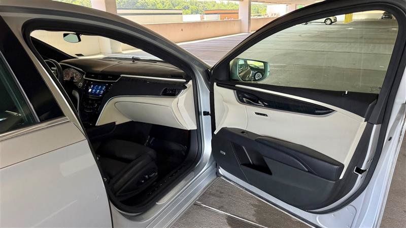 Used 2014 Cadillac XTS Platinum AWD/4WD image 33