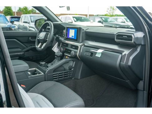 New 2026 Toyota 4Runner TRD Off-Road AWD/4WD image 18