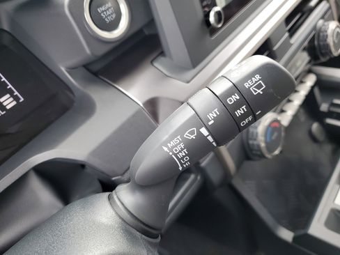 Used 2025 Toyota 4Runner SR5 image 21