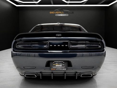 Used 2017 Dodge Challenger SRT w/ Technology Group RWD image 4
