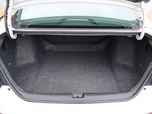 Used 2022 Honda Accord EX-L image 36