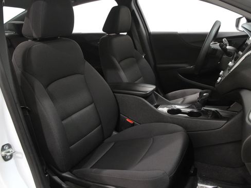 Certified 2024 Chevrolet Malibu LT image 17