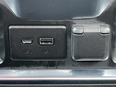 Used 2022 Chevrolet Silverado 1500 LTZ w/ LTZ Premium Texas Edition RWD image 27
