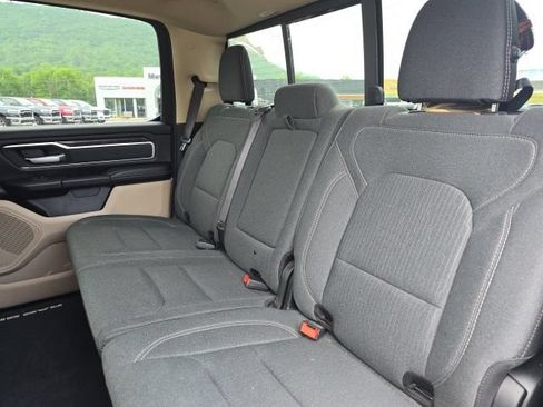 Used 2021 RAM 1500 Big Horn AWD/4WD image 25
