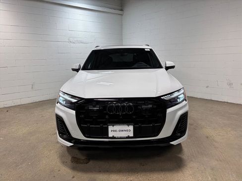 Used 2025 Audi Q7 3.0T Prestige image 3