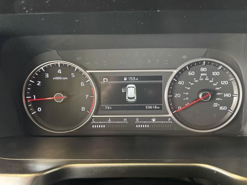 Used 2022 Kia Sorento LX image 3