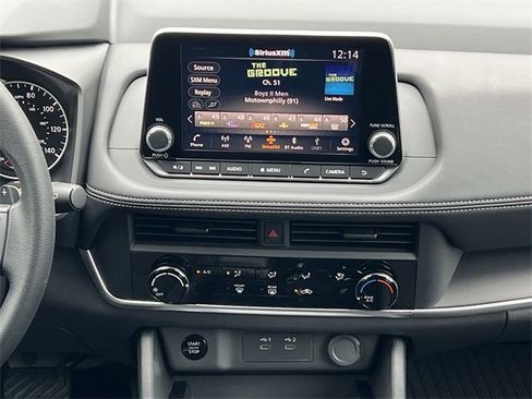 Certified 2025 Nissan Rogue S image 3