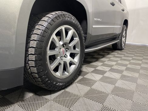Used 2018 GMC Yukon Denali w/ Open Road Package AWD/4WD image 27
