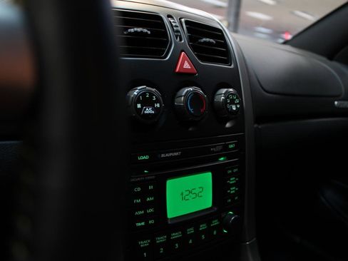 Used 2005 Pontiac GTO image 12