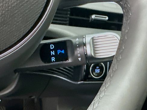 Used 2024 Hyundai Ioniq 5 SEL image 23