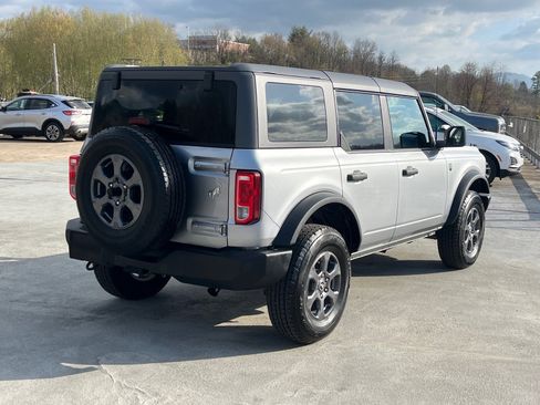 Used 2024 Ford Bronco Big Bend AWD/4WD image 3