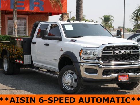 Used 2021 RAM 5500 Tradesman w/ Chrome Appearance Group AWD/4WD image 2