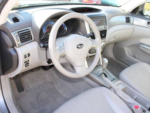 Used 2009 Subaru Forester 2.5X Limited image 12