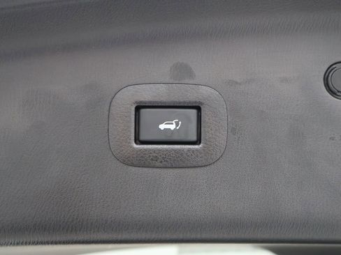 Used 2021 INFINITI QX80 Premium Select w/ All-Season Package image 19