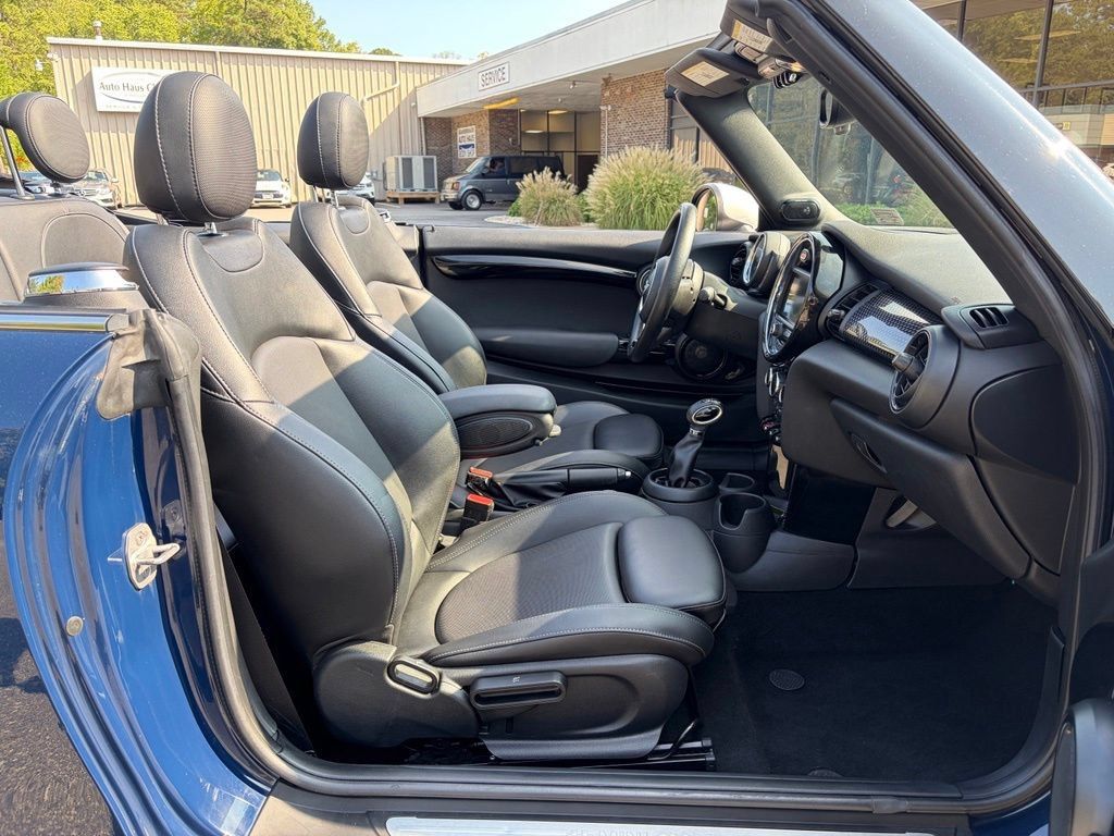 Used 2018 MINI Cooper S FWD image 17