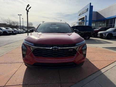 New 2026 Chevrolet Trax RS image 2