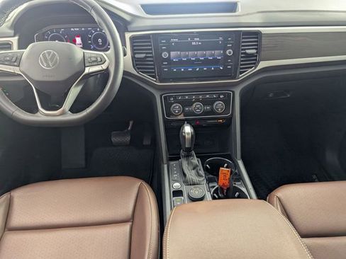 Used 2022 Volkswagen Atlas SE image 26