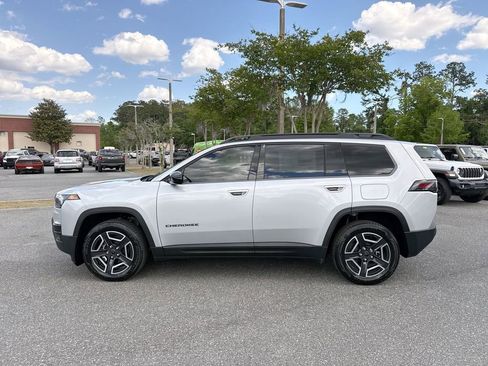 New 2026 Jeep Cherokee Laredo AWD/4WD image 6