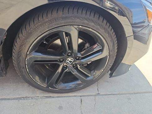 Used 2019 Honda Accord Sport image 14