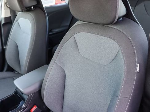 Used 2025 Kia K4 FWD image 27