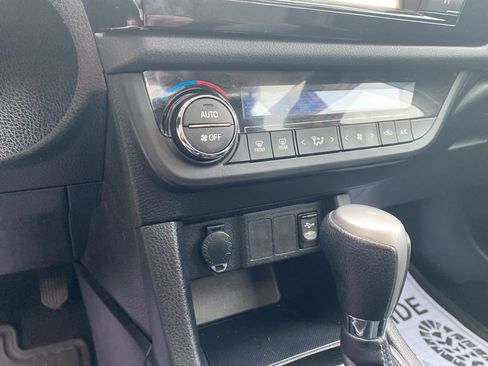 Used 2014 Toyota Corolla L image 23