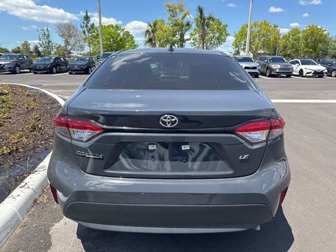 Used 2025 Toyota Corolla LE image 5