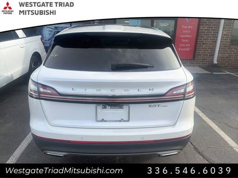 Used 2019 Lincoln Nautilus Reserve image 7