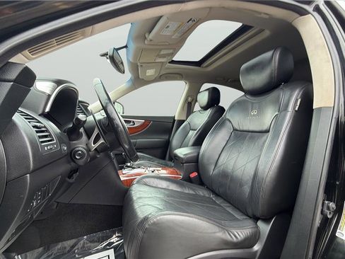 Used 2009 INFINITI FX35 2WD w/ Deluxe Touring Pkg image 30