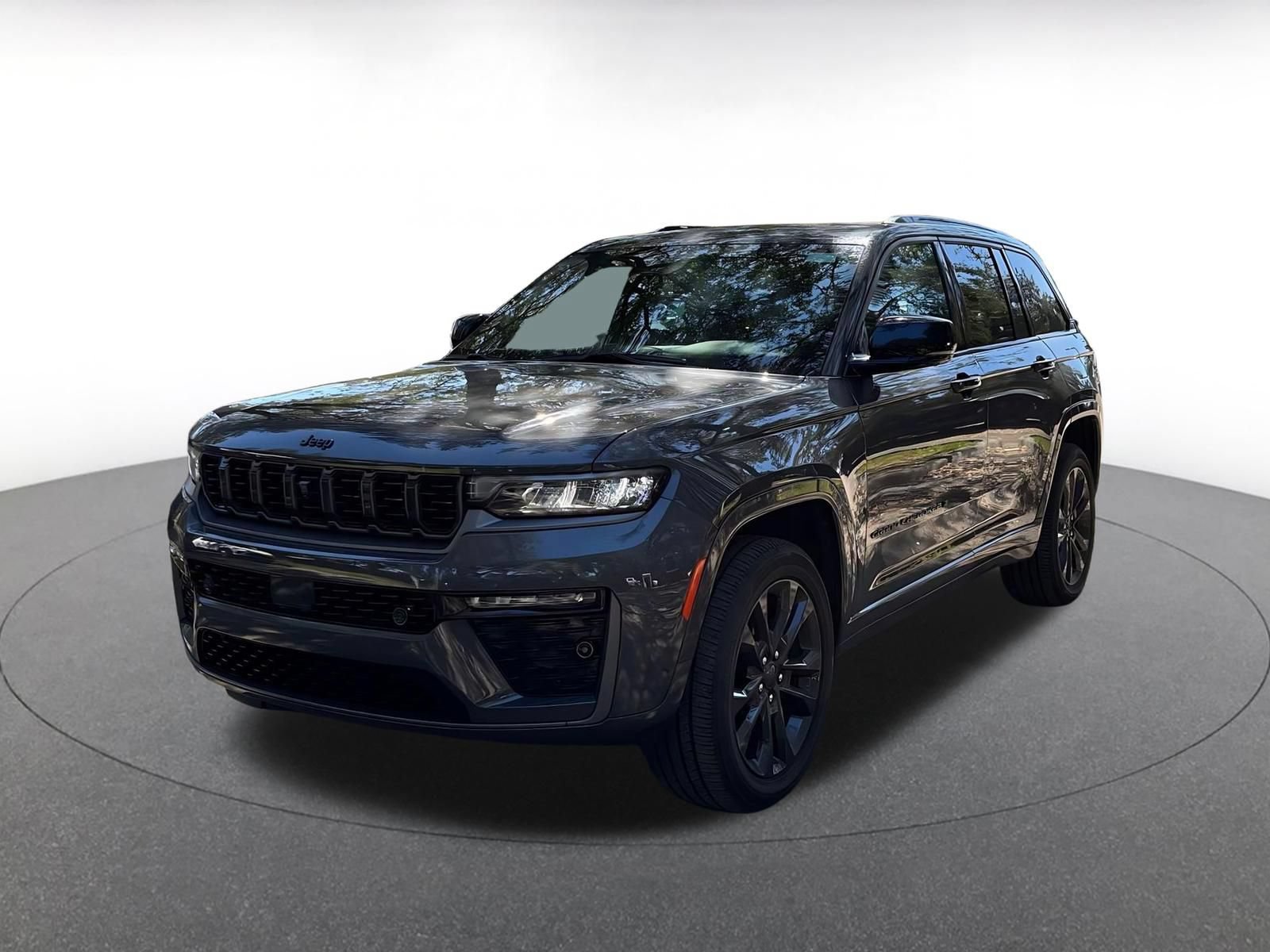 Used 2026 Jeep Grand Cherokee Limited AWD/4WD image 4