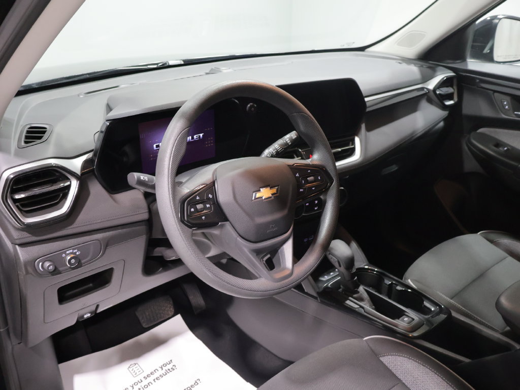 Used 2026 Chevrolet TrailBlazer LT AWD/4WD image 16