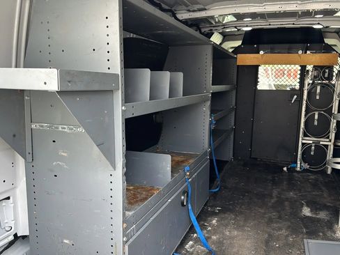 Used 2020 Ford Transit 250 Low Roof RWD image 25