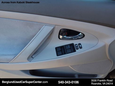 Used 2008 Toyota Camry LE image 18