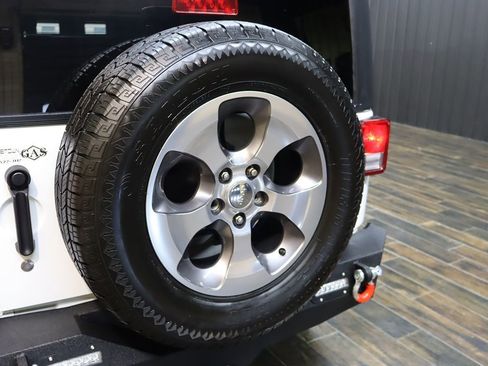 Used 2017 Jeep Wrangler Unlimited Sport w/ Quick Order Package 24S AWD/4WD image 23