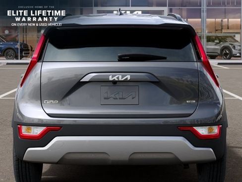 New 2026 Kia Niro EX FWD image 14