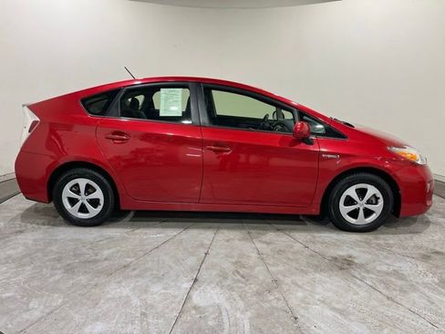 Used 2014 Toyota Prius Two image 39