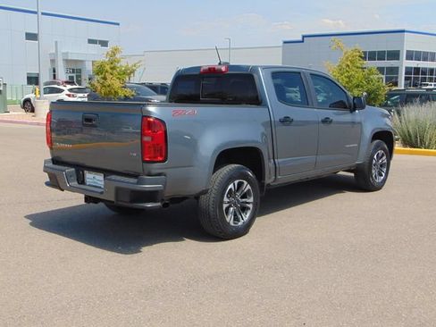 Used 2021 Chevrolet Colorado Z71 w/ Safety Package AWD/4WD image 4
