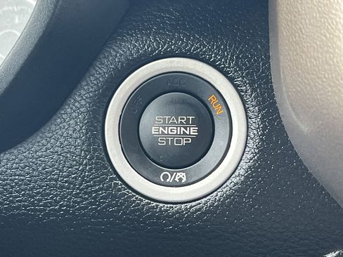 Used 2022 RAM 1500 Laramie image 8