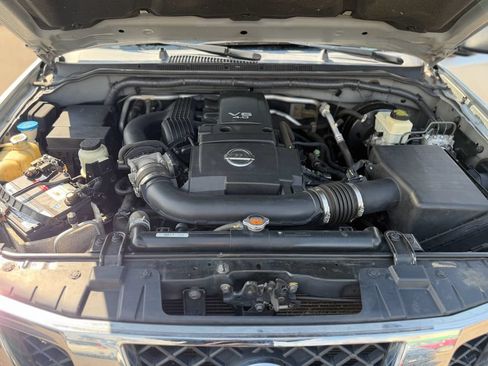 Used 2016 Nissan Frontier SV AWD/4WD image 25