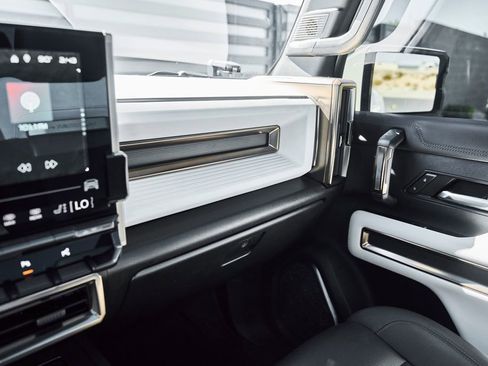 Used 2022 GMC Hummer EV Edition 1 w/ LPO, Illumination Package AWD/4WD image 81