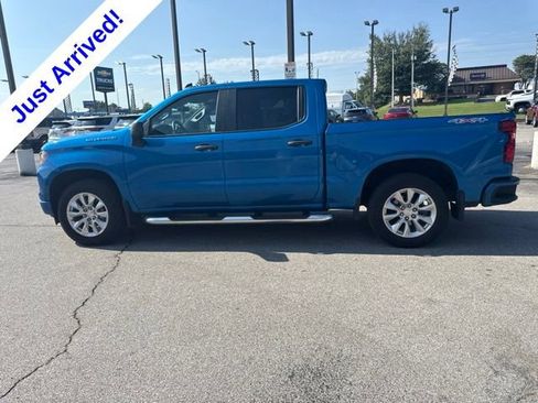 Used 2023 Chevrolet Silverado 1500 Custom AWD/4WD image 6