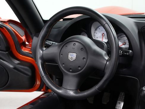 Used 2005 Dodge Viper SRT-10 w/ Copperhead Edition Group RWD image 58