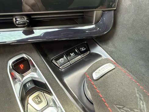 Used 2023 Chevrolet Corvette Z06 w/ Z07 Performance Package image 18