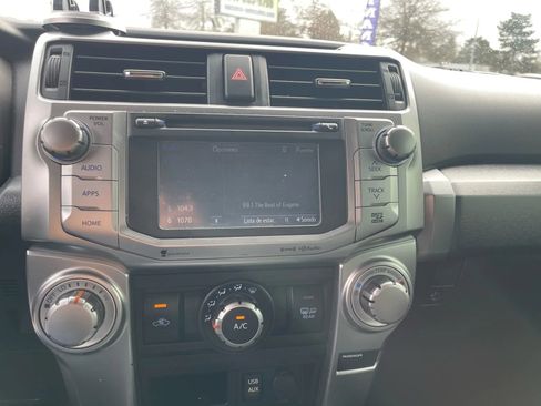 Used 2018 Toyota 4Runner SR5 Premium AWD/4WD image 15