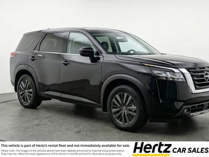 Used 2025 Nissan Pathfinder SV