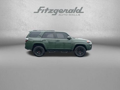 Used 2022 Toyota 4Runner TRD Off-Road Premium w/ TRD Black Wheel Package (TMS) AWD/4WD image 8
