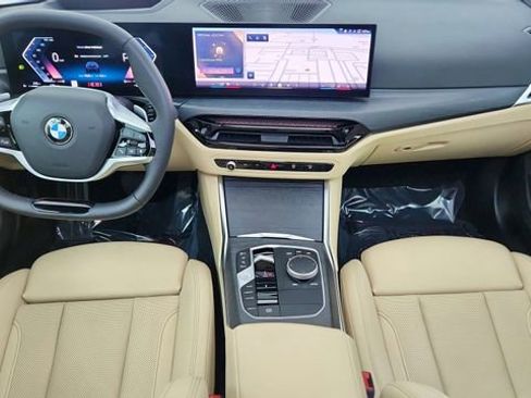 Used 2025 BMW 330i Sedan image 90