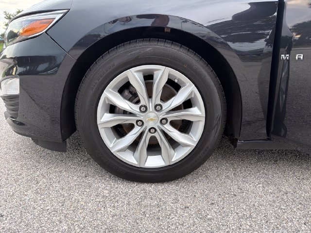 Used 2023 Chevrolet Malibu LT FWD image 23